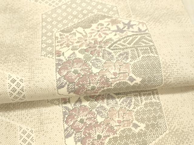 平和屋着物●全通柄袋帯　本場大島紬　白大島　宮ノ原織謹製　9マルキ　亀甲草花文　証紙付き　上代32万　正絹　逸品　DAAW4313cm