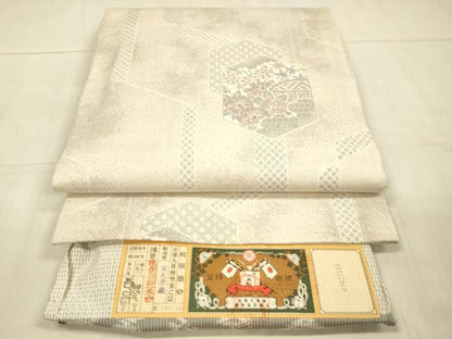 平和屋着物●全通柄袋帯　本場大島紬　白大島　宮ノ原織謹製　9マルキ　亀甲草花文　証紙付き　上代32万　正絹　逸品　DAAW4313cm