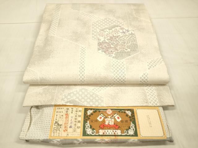 平和屋着物●全通柄袋帯　本場大島紬　白大島　宮ノ原織謹製　9マルキ　亀甲草花文　証紙付き　上代32万　正絹　逸品　DAAW4313cm