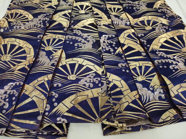 平和屋着物●男性　馬乗り袴　立波片輪車文　金銀糸　交織　逸品　DAAW5030ud