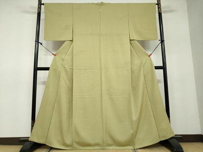 平和屋着物●上質な色無地　雲霞色紙重ね地紋　根岸色　正絹　逸品　DAAW5123ud