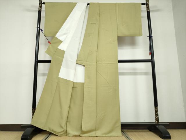 平和屋着物●上質な色無地　雲霞色紙重ね地紋　根岸色　正絹　逸品　DAAW5123ud