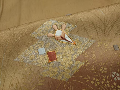 平和屋着物●訪問着 駒刺繍 松皮菱草花文 暈し染め 金銀彩 正絹 逸品 DAAW5156ud