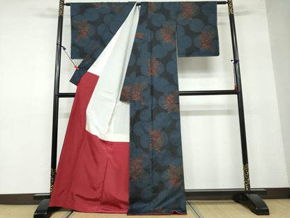 平和屋着物●本場大島紬 7マルキ 雪輪草花文 正絹 逸品 DAAW5191ud