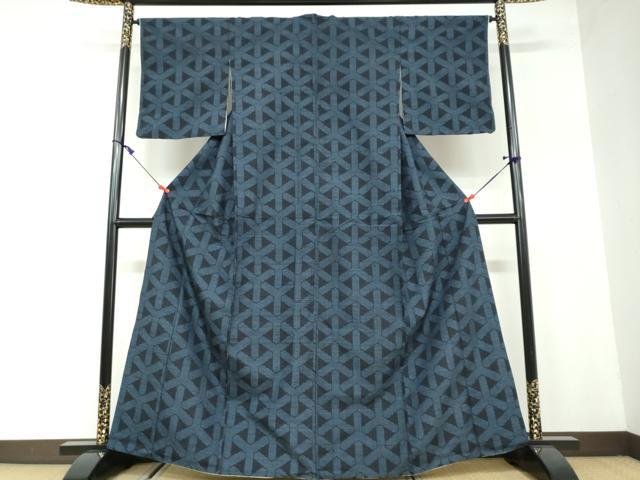 平和屋着物●上質な紬　亀甲柄　正絹　逸品　DAAW5440ud