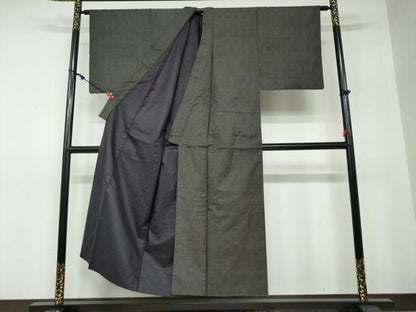 平和屋着物●男性 本場大島紬 アンサンブル 長羽織 80亀甲 総詰め 正絹 逸品 DAAW5467ud