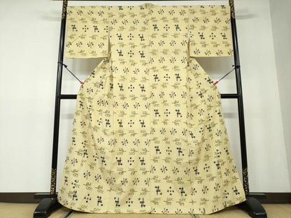 平和屋着物●上質な紬　絣文様　正絹　逸品　DAAW5526ud