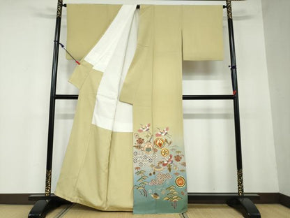 平和屋着物●豪華色留袖　作家物　駒刺繍　吉祥宝尽くし飛鶴丸文　暈し染め　金彩　正絹　逸品　DAAW5849ud