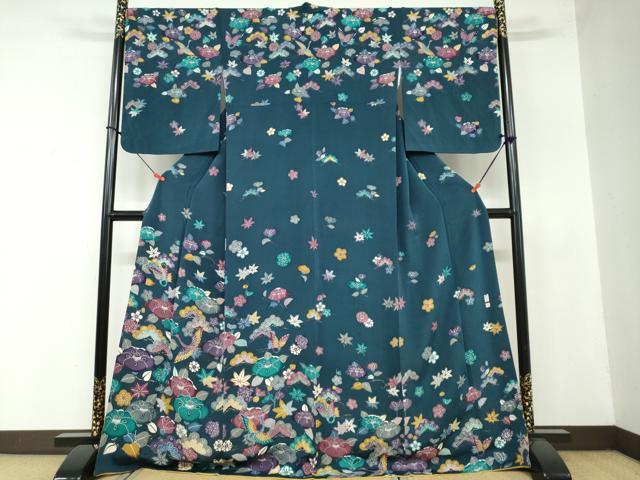 平和屋着物●手差し紅型作家　都巳二　訪問着　飛鶴草花文　鬼しぼ縮緬　正絹　逸品　DAAW5852ud