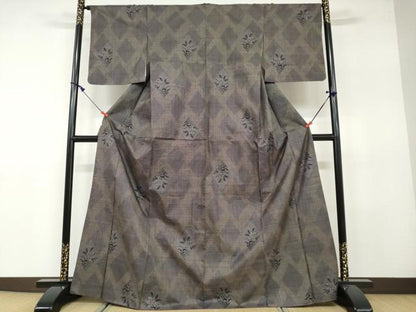 平和屋着物●本場大島紬　7マルキ　草花文　正絹　逸品　DAAW5875ud