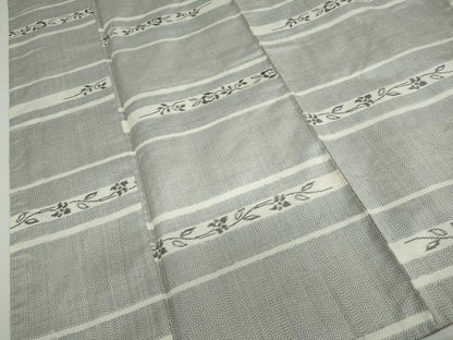 平和屋着物●上質な紬　横段草花文　正絹　逸品　DAAW5894ud