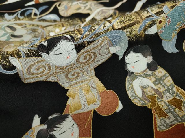 平和屋着物●金彩友禅作家 金彩の魔術師 堀省平 金煌織 黒留袖 童子遊び 金銀彩 正絹 逸品 DAAW5949ud