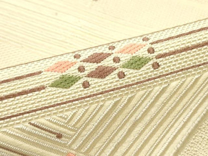 平和屋着物●本場筑前博多織　八寸名古屋帯　幾何学文様　薄卵色　正絹　逸品　DAAW6750ob