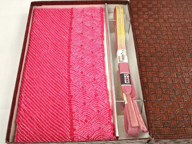 平和屋着物●和装小物　帯締め・帯揚げセット　手組紐　中抜き絞り　青海波　金糸　逸品　未使用　DAAW8414zzz