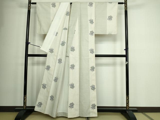 平和屋着物▽本場大島紬 白大島 単衣 9マルキ 舞花文 正絹 逸品 DAAW9194sf