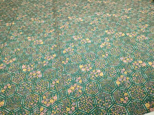 平和屋着物▽上質な小紋　単衣　亀甲草花文　ロング丈　正絹　逸品　DAAW9375sf