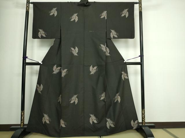 平和屋着物▽本場大島紬 単衣 9マルキ 地空き 舞蝶文 正絹 逸品 DAAW9400sf