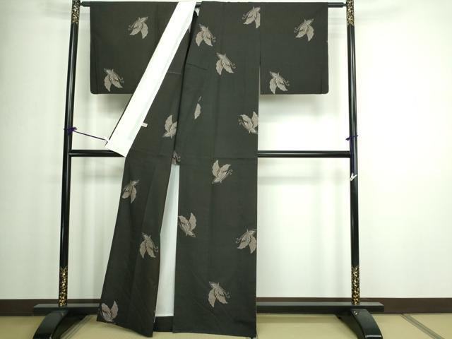 平和屋着物▽本場大島紬 単衣 9マルキ 地空き 舞蝶文 正絹 逸品 DAAW9400sf