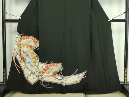 平和屋着物■豪華黒留袖　駒刺繍　檜扇孔雀花文　金彩　正絹　逸品　DAAW9613sf