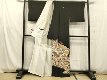 平和屋着物■豪華黒留袖　駒刺繍　扇面花鳥文　金彩　正絹　逸品　DAAX0175cm