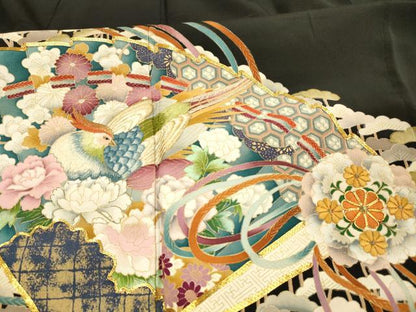 平和屋着物■豪華黒留袖　駒刺繍　扇面花鳥文　金彩　正絹　逸品　DAAX0175cm