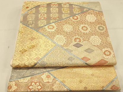 平和屋着物◎六通柄袋帯　切嵌正倉院花文　金糸　正絹　逸品　DAAX0706jm