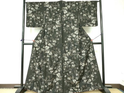 平和屋着物●上質な紬　蔦の葉文　正絹　逸品　DAAX1410op
