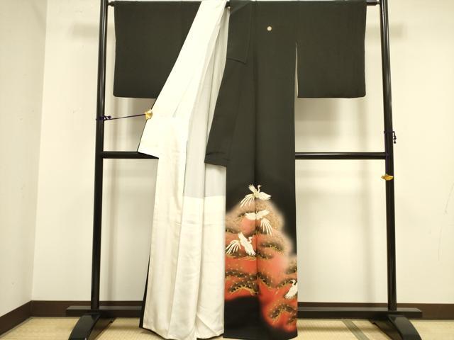 平和屋着物■豪華黒留袖　飛鶴松葉文　暈し染め　金彩　正絹　逸品　DAAX1919op
