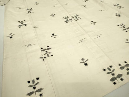 平和屋着物▽上質な紬　単衣　絣花文　正絹　逸品　DAAX3001az