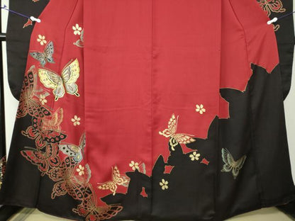 平和屋着物●豪華振袖 舞蝶文 シルエット 金彩 正絹 逸品 DAAX4069ps