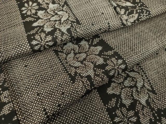 平和屋着物●本場大島紬 7マルキ 草花文 正絹 逸品 DAAX4089ps