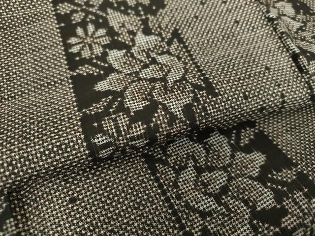 平和屋着物●本場大島紬 7マルキ 草花文 正絹 逸品 DAAX4089ps