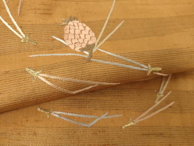 平和屋着物●訪問着 紬地 刺繍 若松葉 松ぼっくり 金彩 さが美扱い 正絹 逸品 DAAX4109ps
