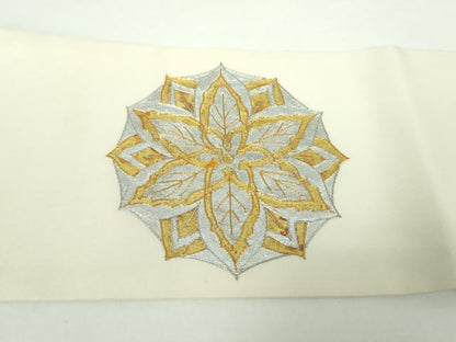 平和屋着物●塩瀬　九寸名古屋帯　駒刺繍　総刺繍　花丸文　金銀彩　正絹　逸品　DAAX4222ps