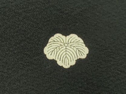 平和屋着物●豪華黒留袖　友禅　作家物　浜松文　千鳥　暈し染め　正絹　逸品　DAAX4269ps