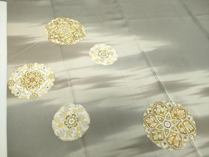 平和屋着物●創業460年・千總 訪問着 駒刺繍 正倉院花文 暈し染め 金彩 高島屋扱い 正絹 逸品 DAAX4304ps