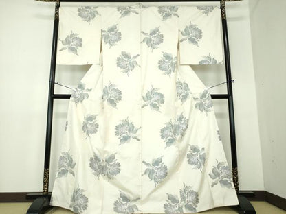 平和屋着物●本場大島紬　白大島　7マルキ　舞花文　正絹　逸品　未使用　DAAX4687ps