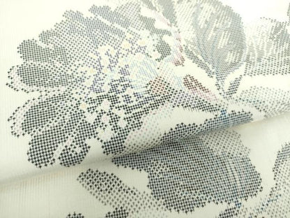 平和屋着物●本場大島紬　白大島　7マルキ　舞花文　正絹　逸品　未使用　DAAX4687ps