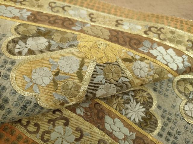 平和屋着物●六通柄袋帯　紬地　駒刺繍　総刺繍　吉祥花文　金糸　正絹　逸品　DAAX4765ps