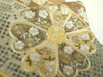 平和屋着物●六通柄袋帯　紬地　駒刺繍　総刺繍　吉祥花文　金糸　正絹　逸品　DAAX4765ps