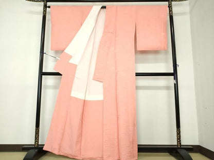 平和屋着物●上質な色無地　霞花地紋　甚三紅色　正絹　逸品　DAAX4953ps