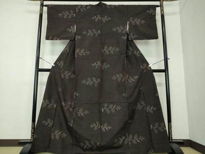 平和屋着物●上質な紬　枝花文　正絹　逸品　DAAX4965ps