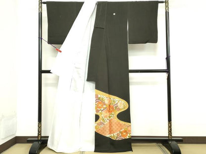 平和屋着物■豪華黒留袖　駒刺繍　吉祥花文　金彩　正絹　逸品　DAAX5295cd