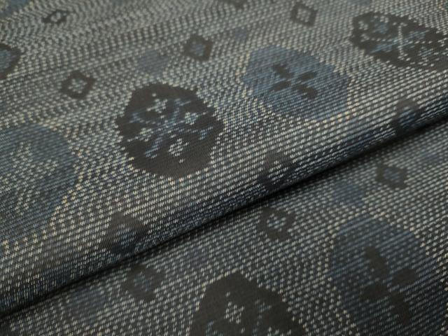 平和屋着物●本場大島紬　幾何学横段文　正絹　逸品　DAAX8515du