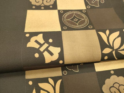 平和屋着物●塩瀬 九寸名古屋帯 宝尽くし草葉文 黒地 金糸 正絹 逸品 DAAX8867cm