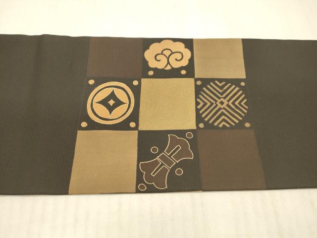 平和屋着物●塩瀬 九寸名古屋帯 宝尽くし草葉文 黒地 金糸 正絹 逸品 DAAX8867cm