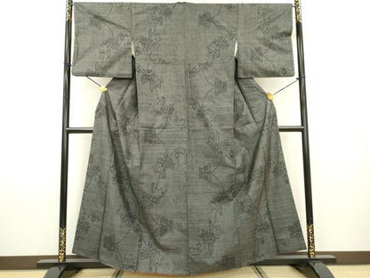 平和屋着物●本場大島紬 ７マルキ 蔦の葉唐草文 正絹 逸品 DAAX9889fe