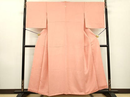平和屋着物●上質な色無地 松葉地紋 珊瑚色 正絹 逸品 DAAX9927fe