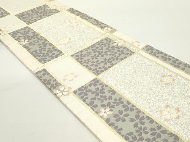 平和屋着物●六通柄袋帯 唐織 舞桜間道 変わり市松 金糸 正絹 逸品 DAAY0249ob