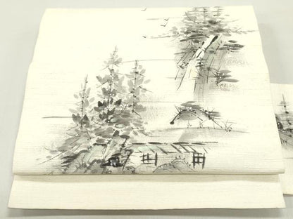平和屋着物●塩瀬　九寸名古屋帯　作家物　手描き　紬地　風景鳥文　象牙色　正絹　逸品　DAAY0373ob